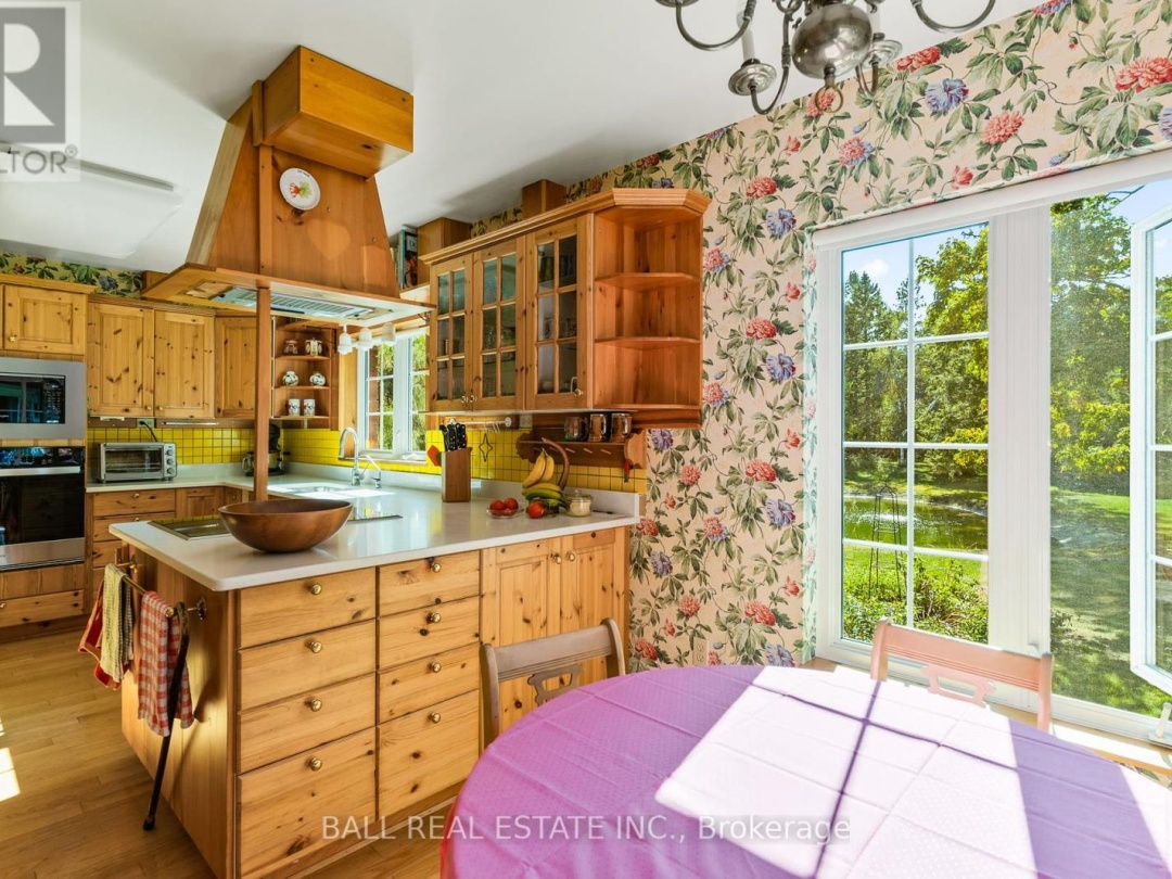 849 COUNTY RD 49, 