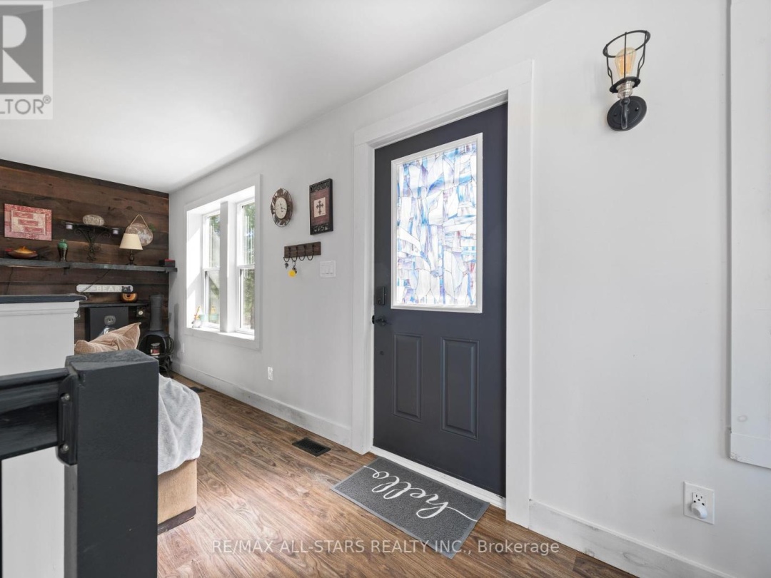 1295 DEEP BAY ROAD, Minden Hills (Lutterworth)