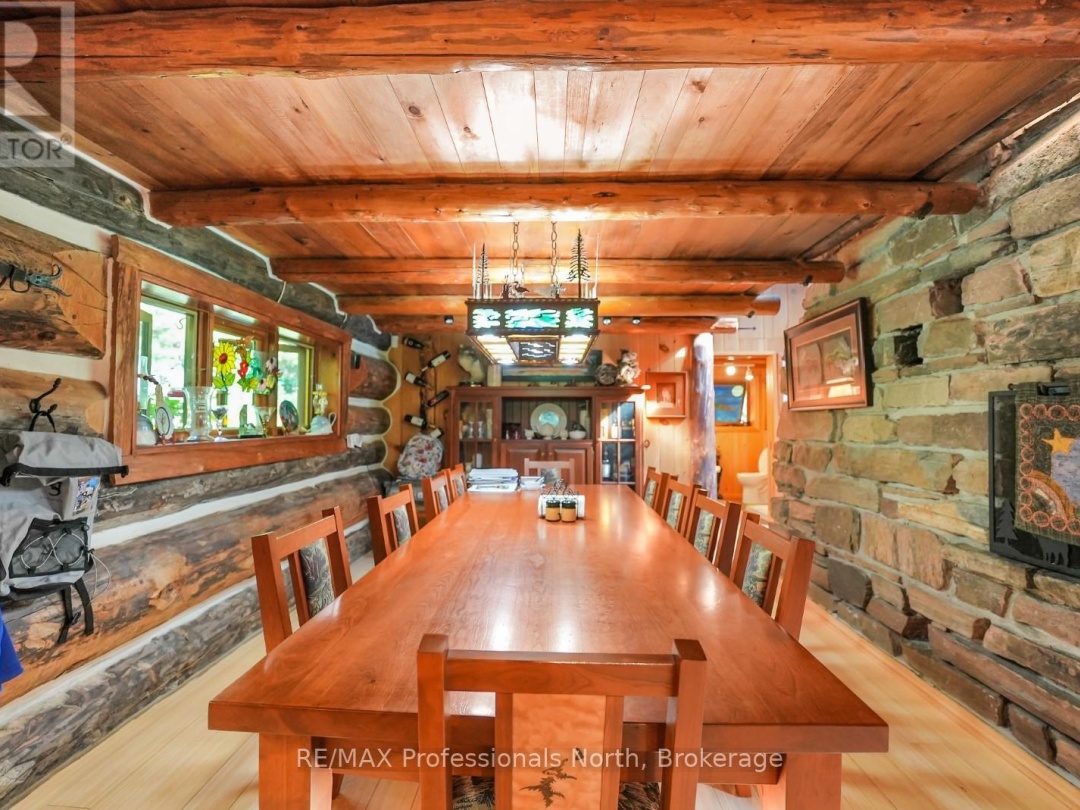 2718 WILKINSON ROAD, Kennisis Lake