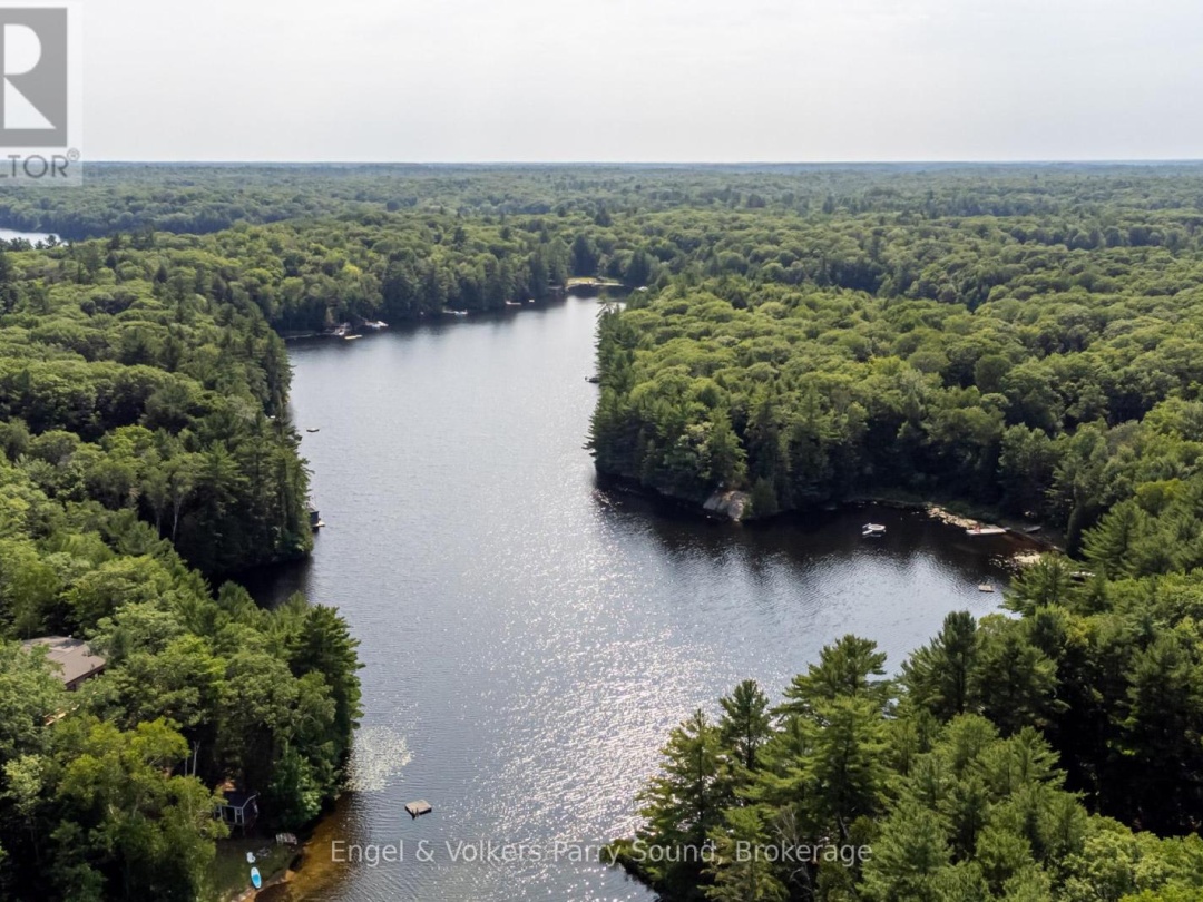 16 GILES ROAD, Otter Lake
