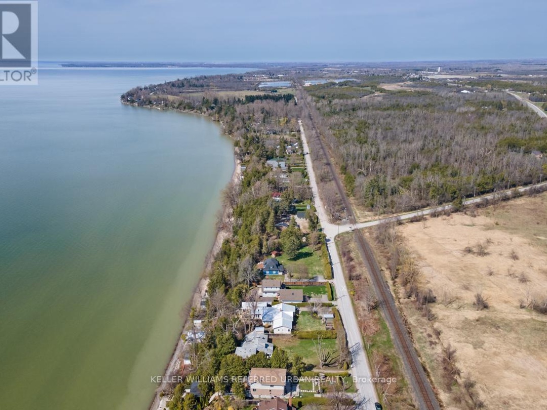 26950 Cedarhurst Beach Road, Lake Simcoe