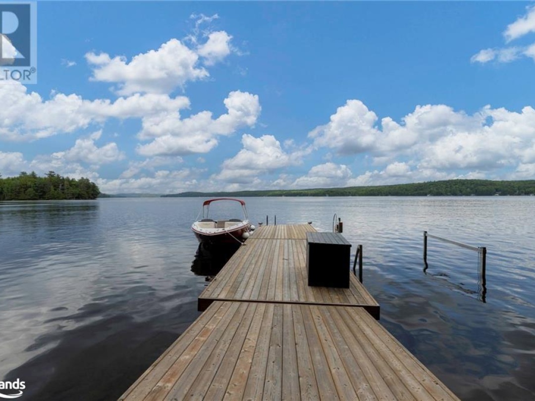 30 Bigwin Island, Lake Of Bays