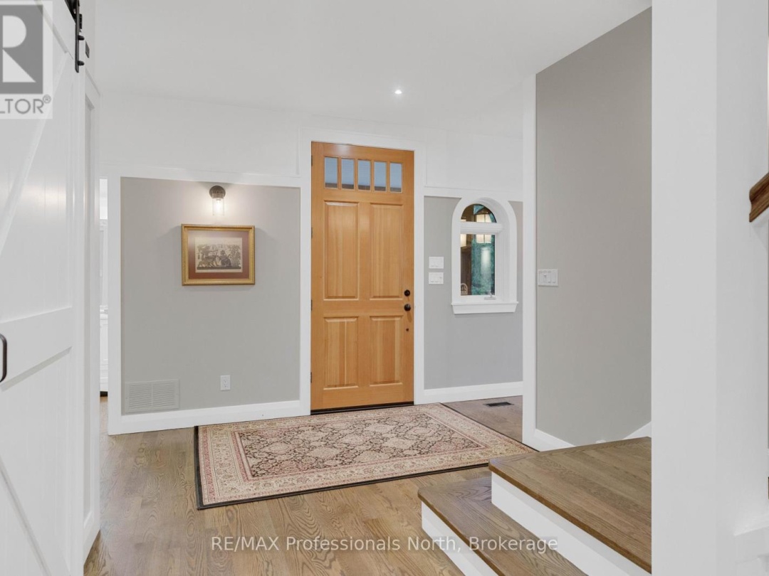 1656 MUSKOKA BEACH ROAD, Bracebridge (Muskoka (N))