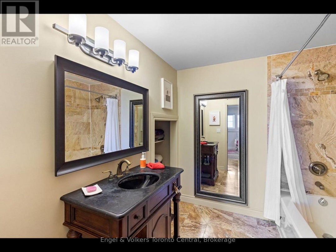 9 OSPREY WAY, Georgian Bay
