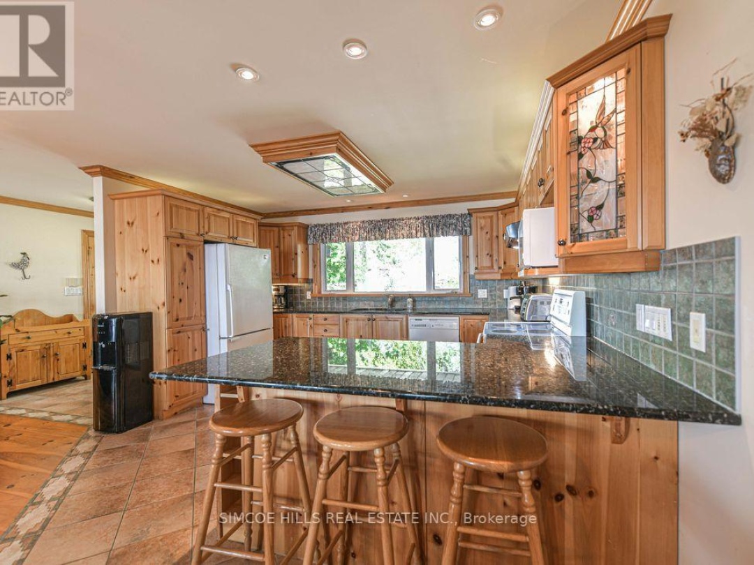 4283 PLUM POINT ROAD, Lake Simcoe