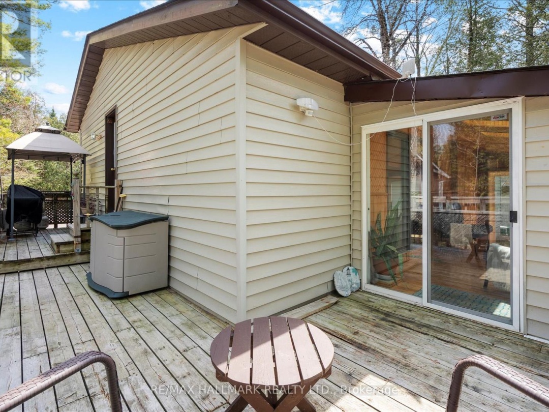 25 LITTLE SILVER LAKE WAY, Little Silver Lake