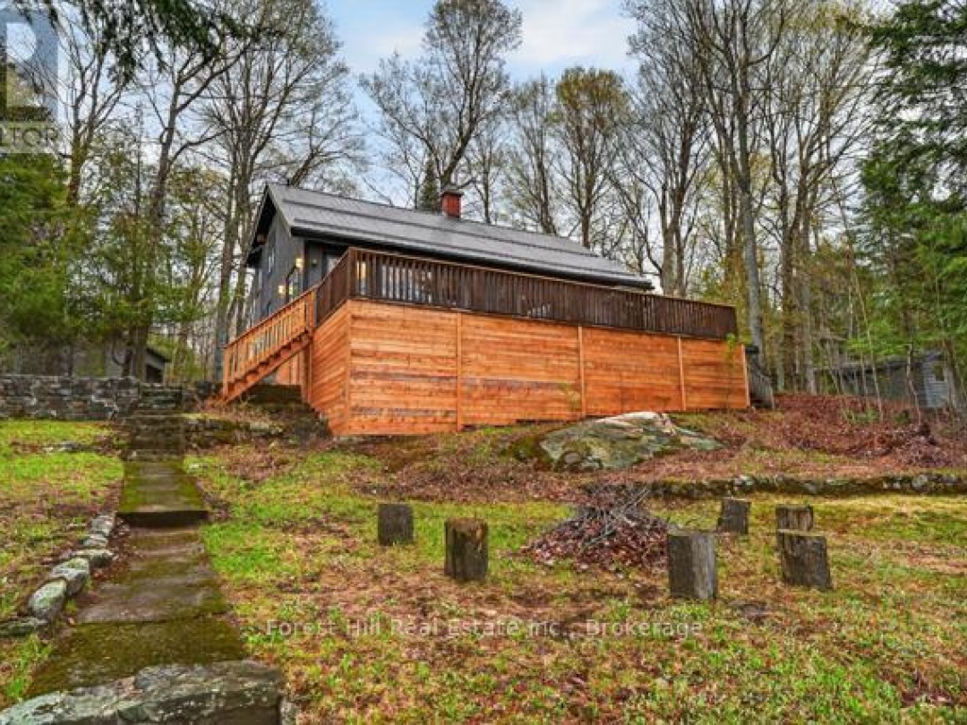 1034 CANNING HEIGHTS ROAD, Canning Lake
