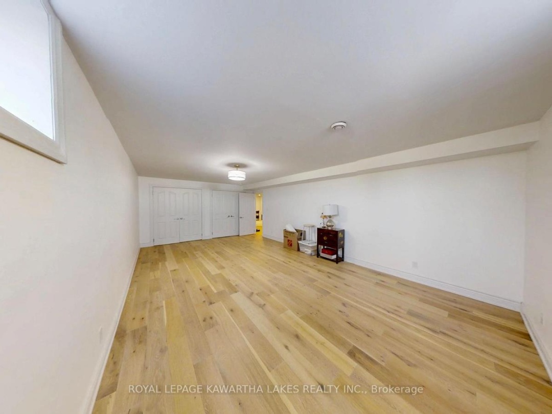 427 LINDEN VALLEY ROAD, 
