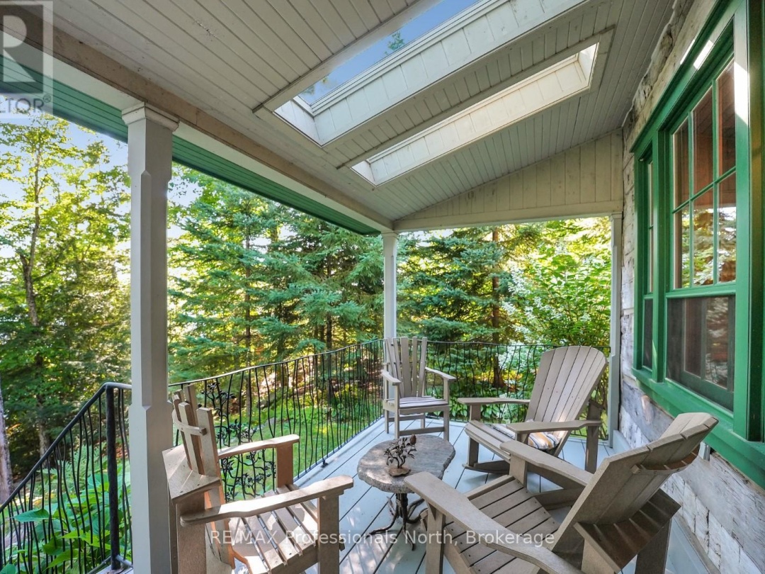 2682 WILKINSON ROAD, Kennisis Lake