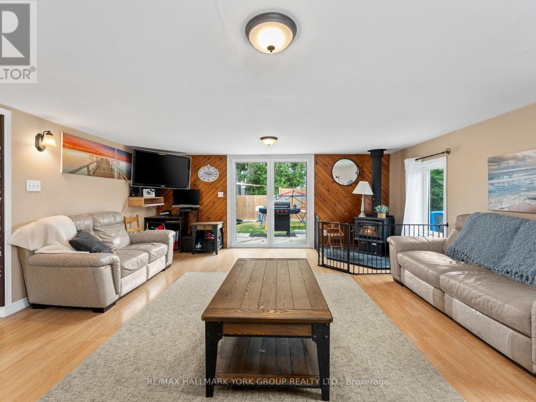 6 MITCHELLVIEW ROAD, Mitchell Lake