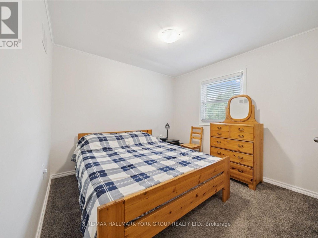 276 CHURCH STREET, Lake Simcoe