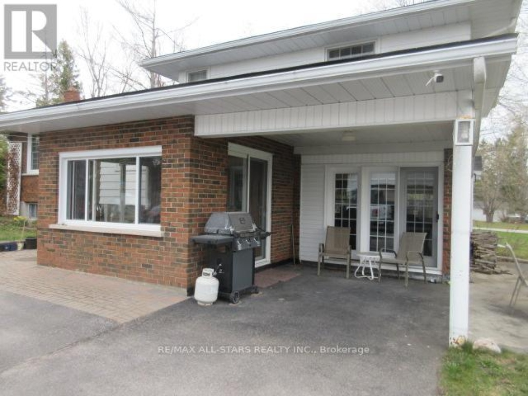 137 REID STREET, Kawartha Lakes (Bobcaygeon)
