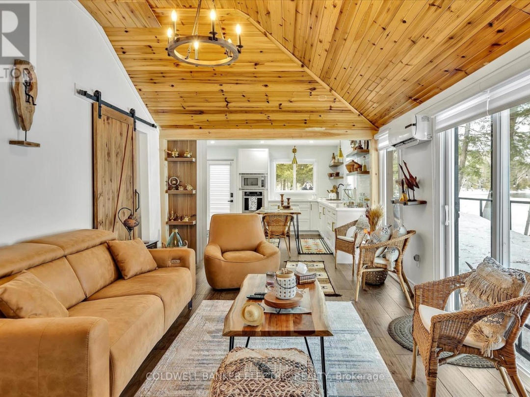 1224 MCCRACKENS LANE, 