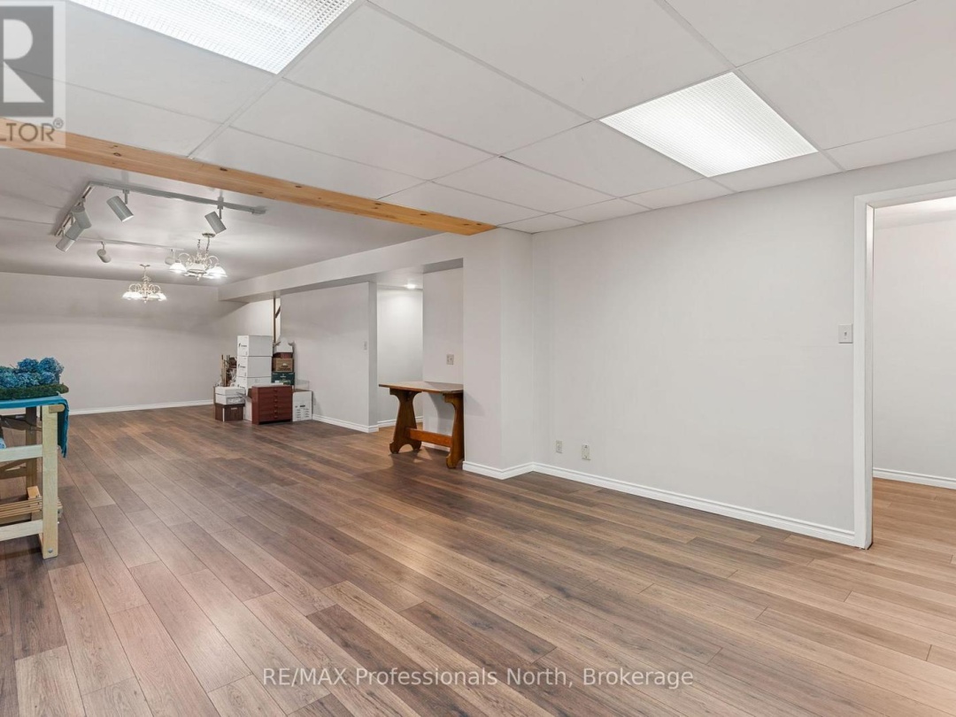 16 HIGHLAND GATE BOULEVARD, Minden Hills (Anson)