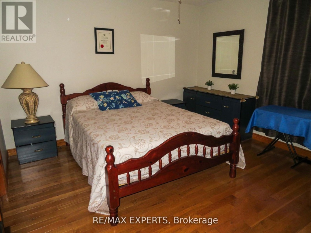 3771 HARRY'S LANE, Ramara