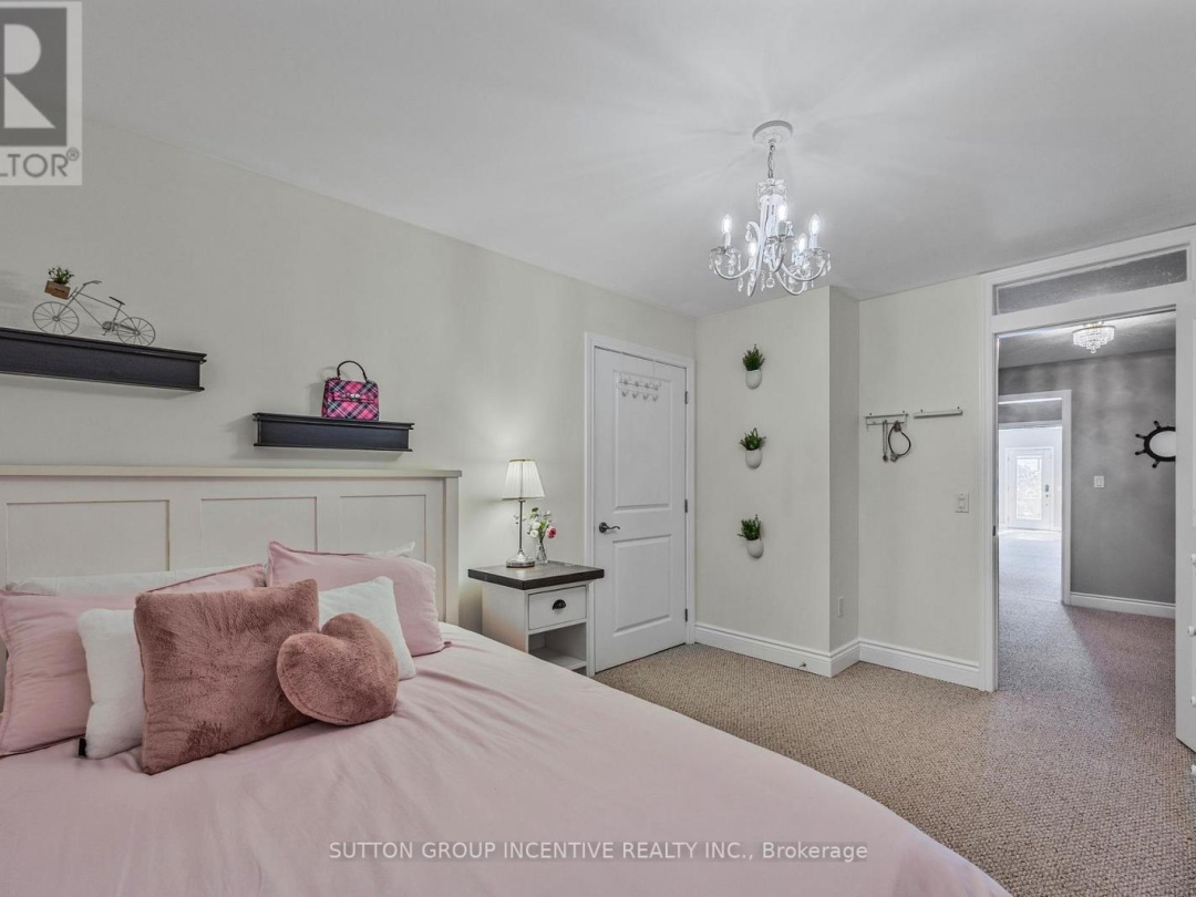 29 - 5 INVERMARA COURT, 