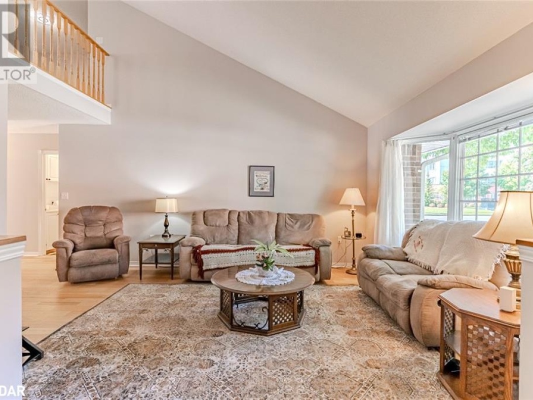 40 MUSEUM Drive Unit# 402, Orillia