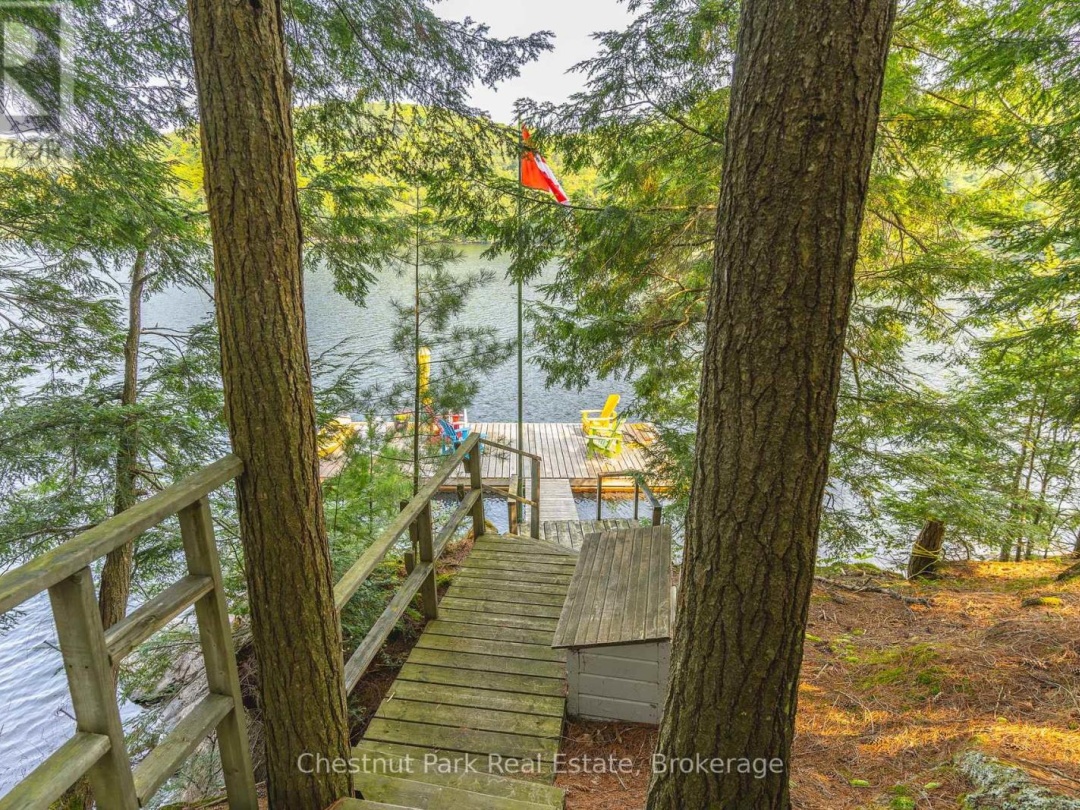 1669 NEWTON STREET, Redstone Lake
