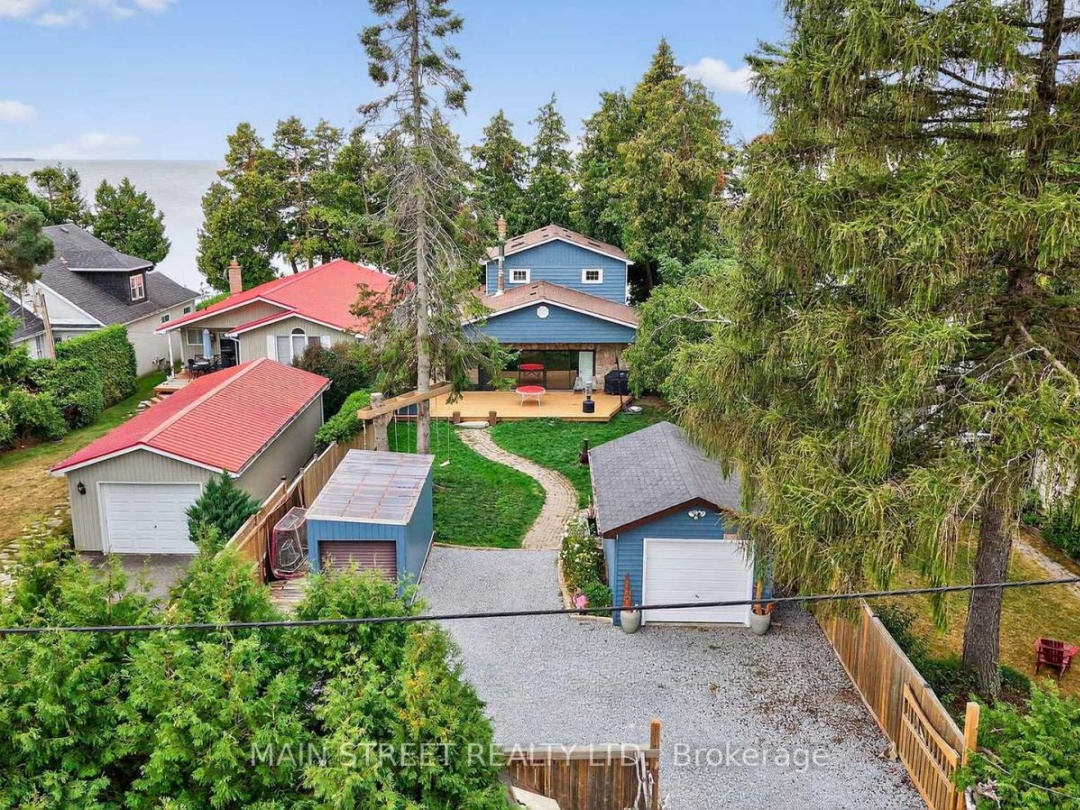 142 CEDAR BEACH ROAD, Lake Simcoe