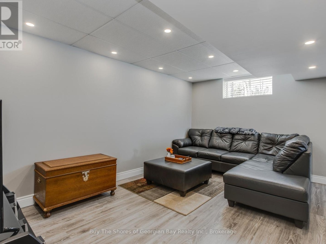 11 RALPH DALTON BOULEVARD, Tay (Victoria Harbour)