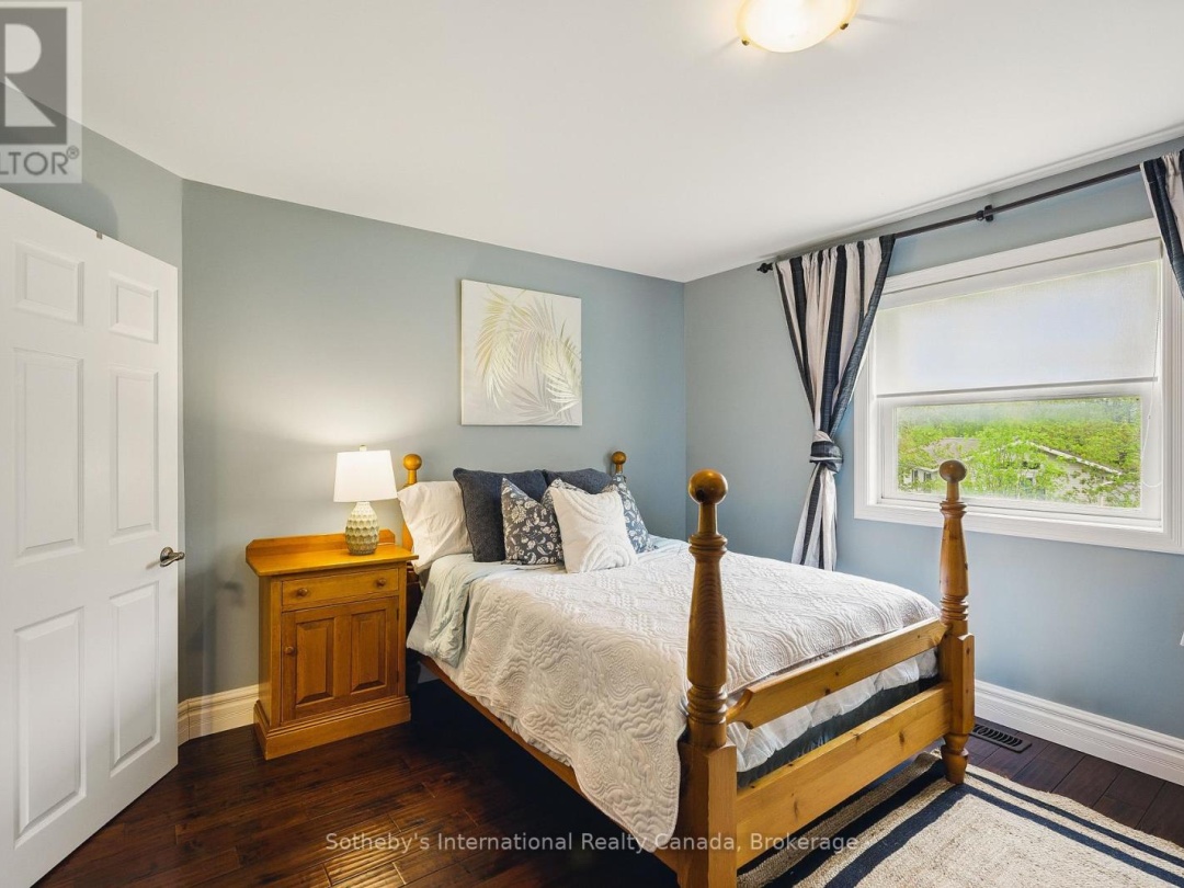 7583 OAK POINT ROAD, 