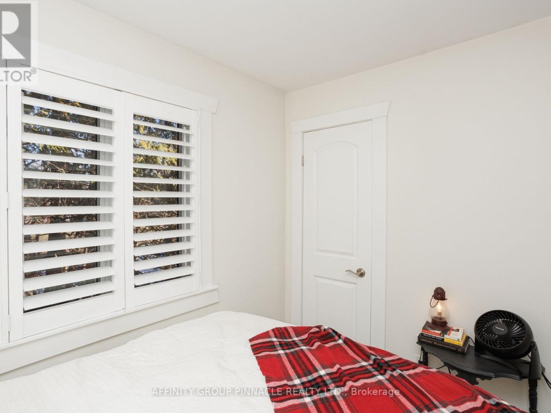 147 STURGEON GLEN ROAD, Sturgeon Lake