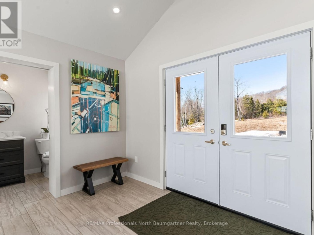 4318 GLAMORGAN ROAD, Haas Lake