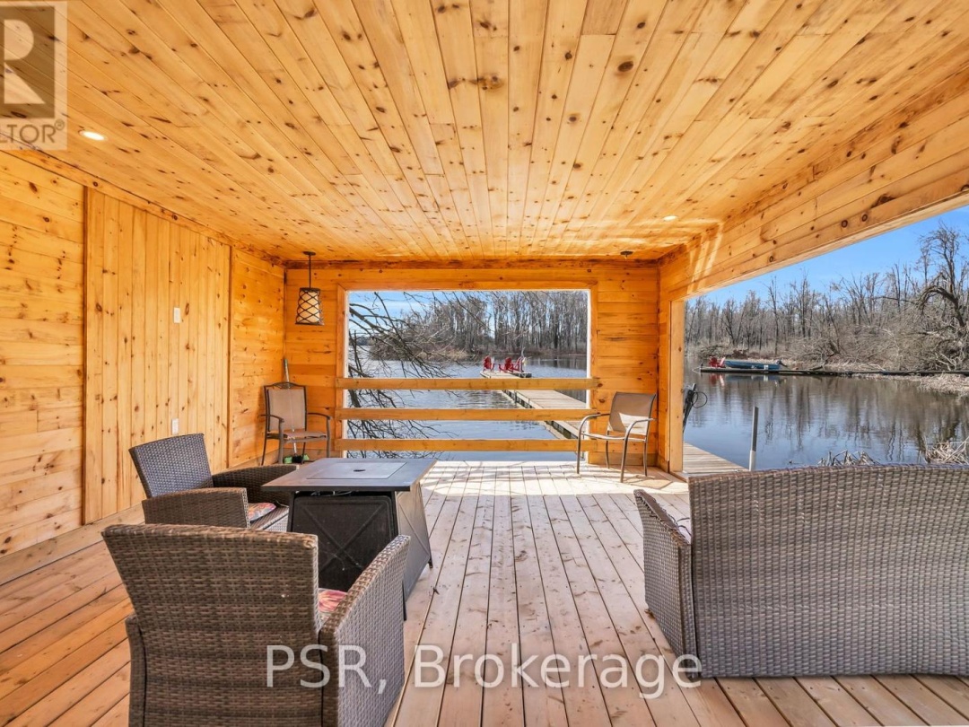 4453 ORKNEY BEACH ROAD, Lake Simcoe