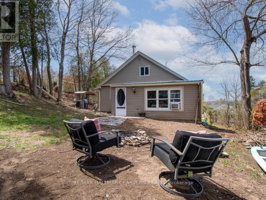 2305 THURSTONIA ROAD, Sturgeon Lake