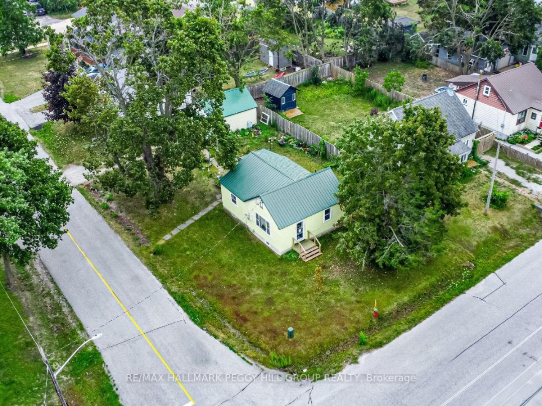 385 MARY STREET, 