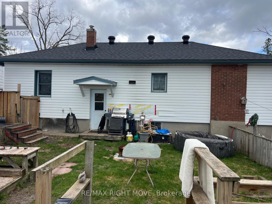 243 MCKINNELL STREET, Orillia