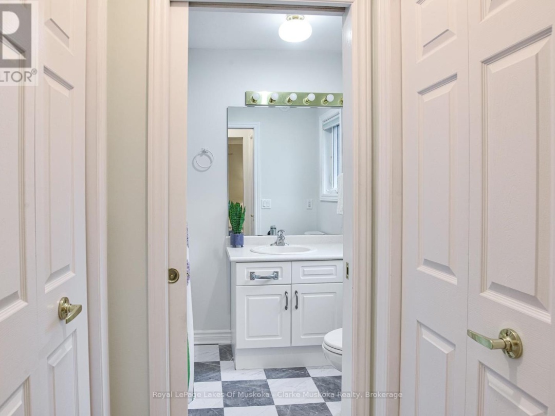 77 HEDGEWOOD LANE, 