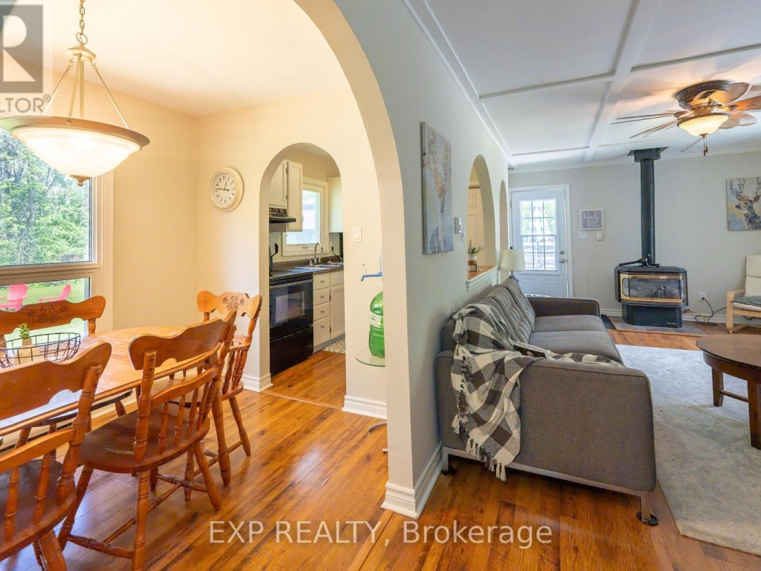 25 BAYVIEW ESTATE ROAD, 
