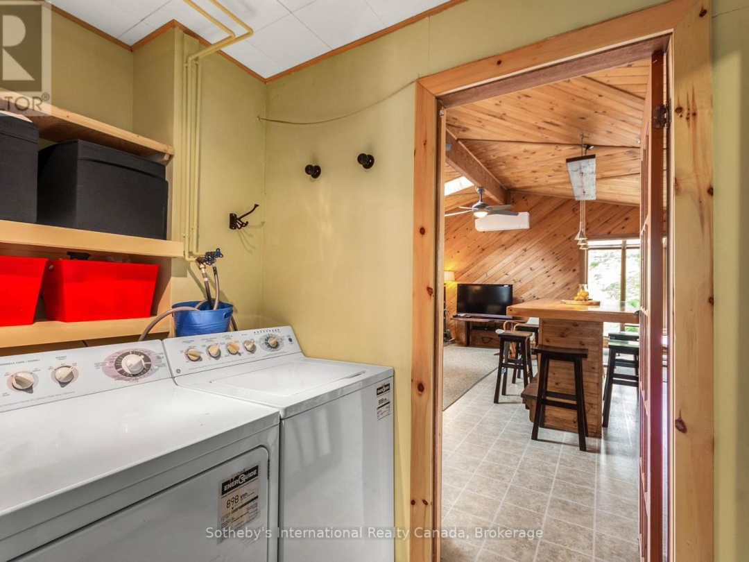 38 SR405 SEVERN RIVER, 