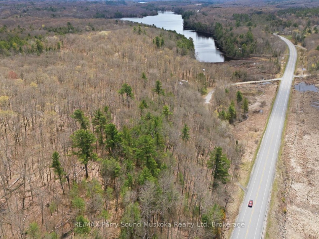 25 LAKE RIDGE ROAD, Bell Lake