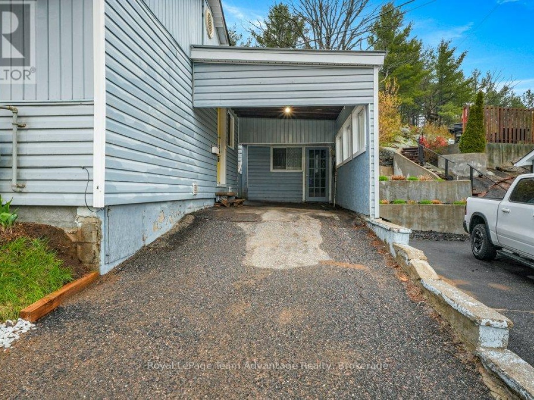 31 CASCADE STREET, Parry Sound