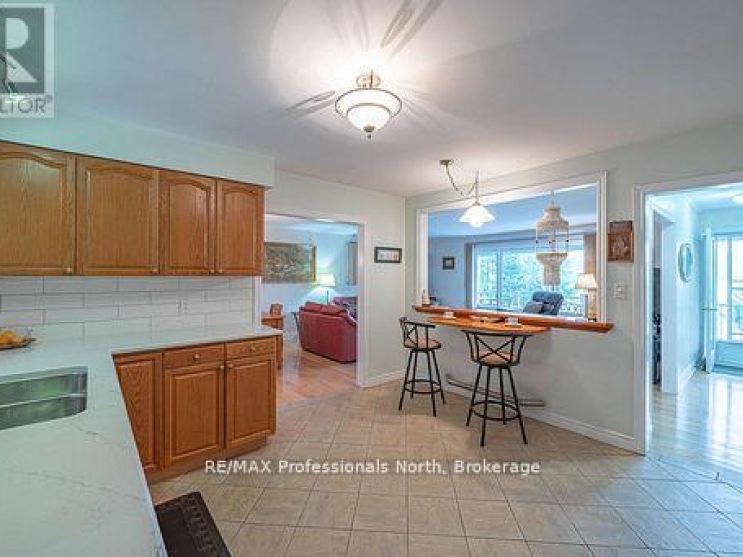 1981 HORSESHOE LAKE ROAD, Horseshoe Lake