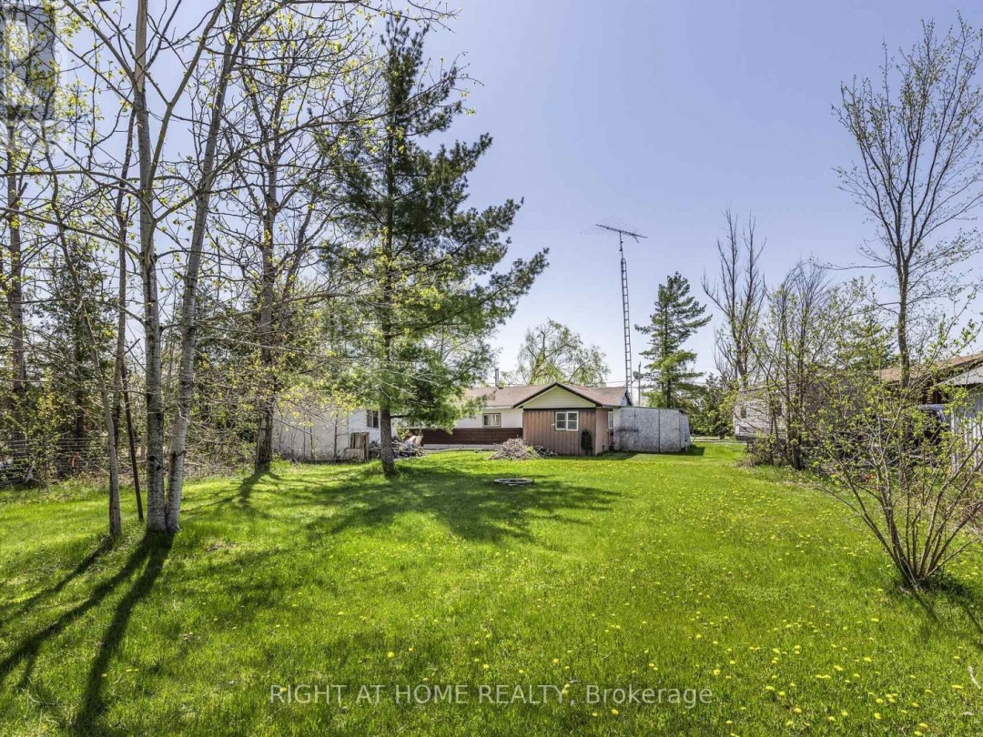 194 MCGUIRE BEACH ROAD, Kawartha Lakes (Carden)