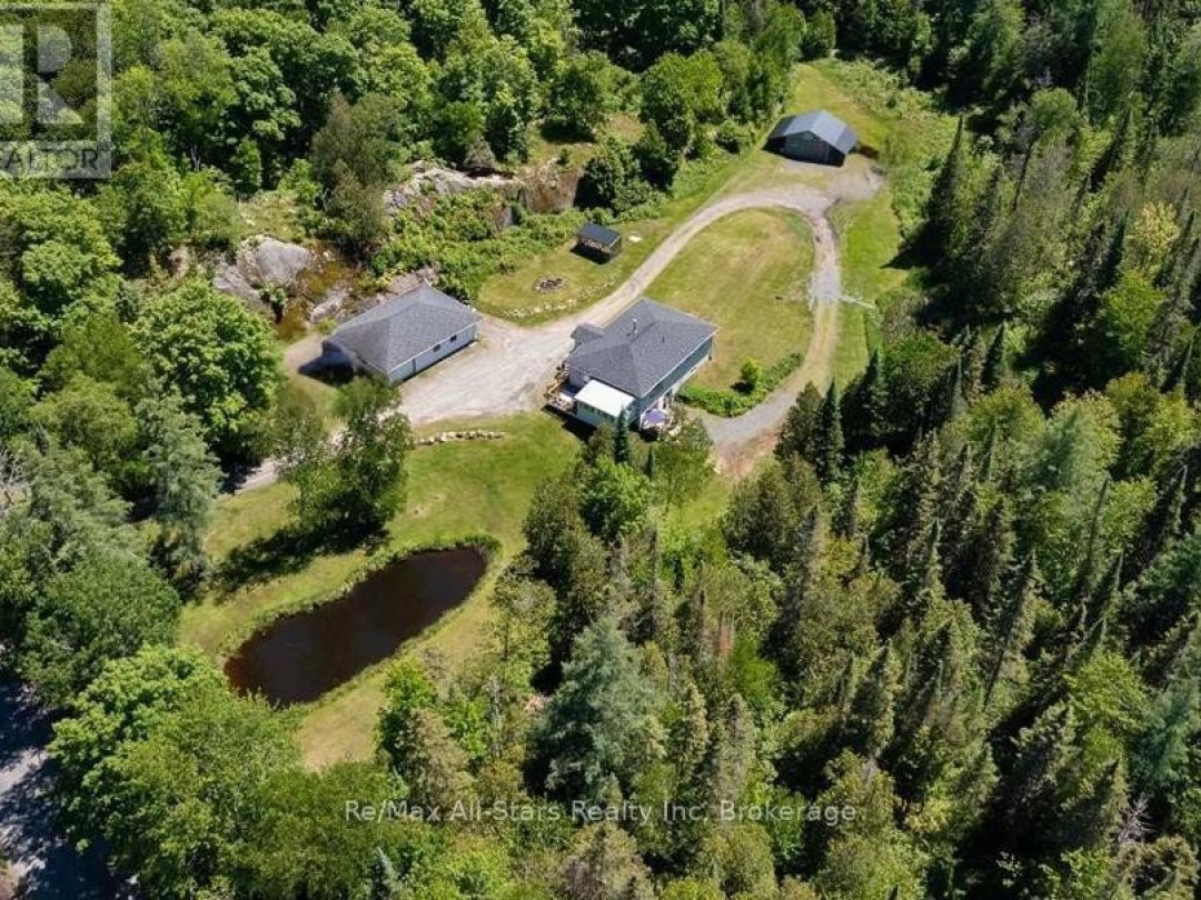 410 Etwell Road, Huntsville (Stisted)