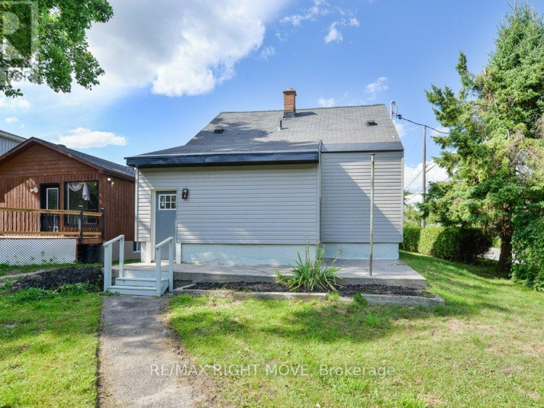 299 MARY STREET, 