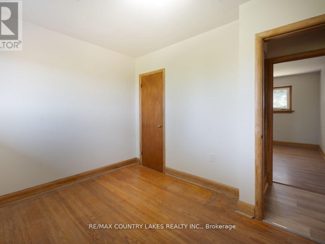 895 HIGHWAY 7 ROAD, Kawartha Lakes (Oakwood)