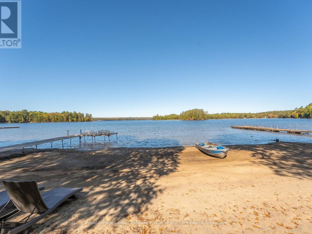1100 SONORA DRIVE, Boshkung Lake