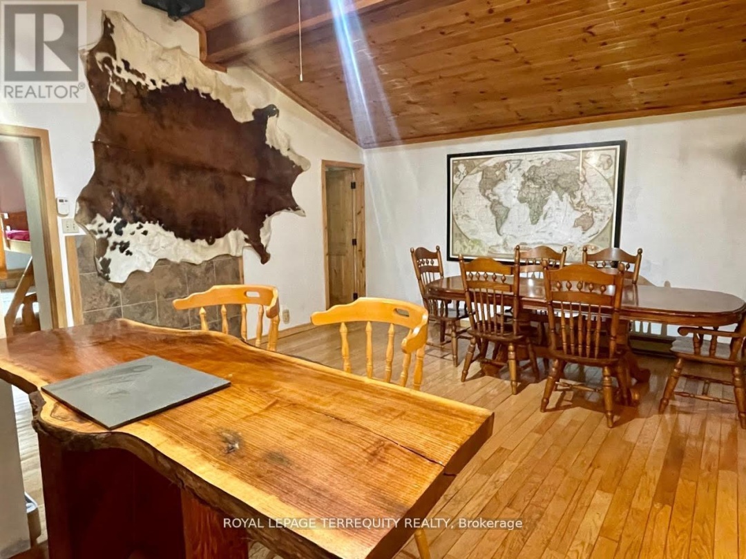 1143 SHERWOOD FOREST ROAD, Muskoka River