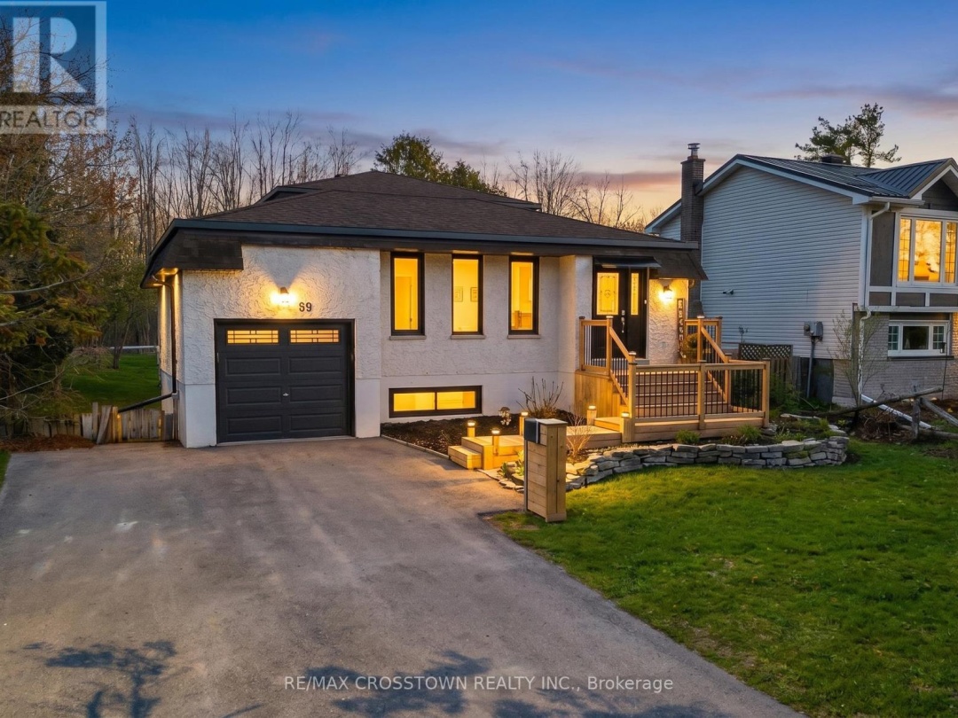 59 LANKIN BOULEVARD, Canal Lake