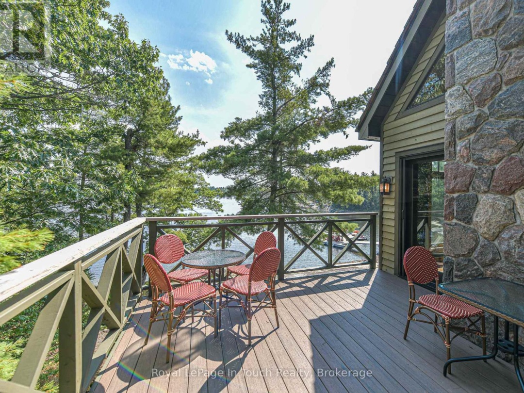 4 IS 2075 ARTHUR ISLAND, GEORGIAN BAY, 