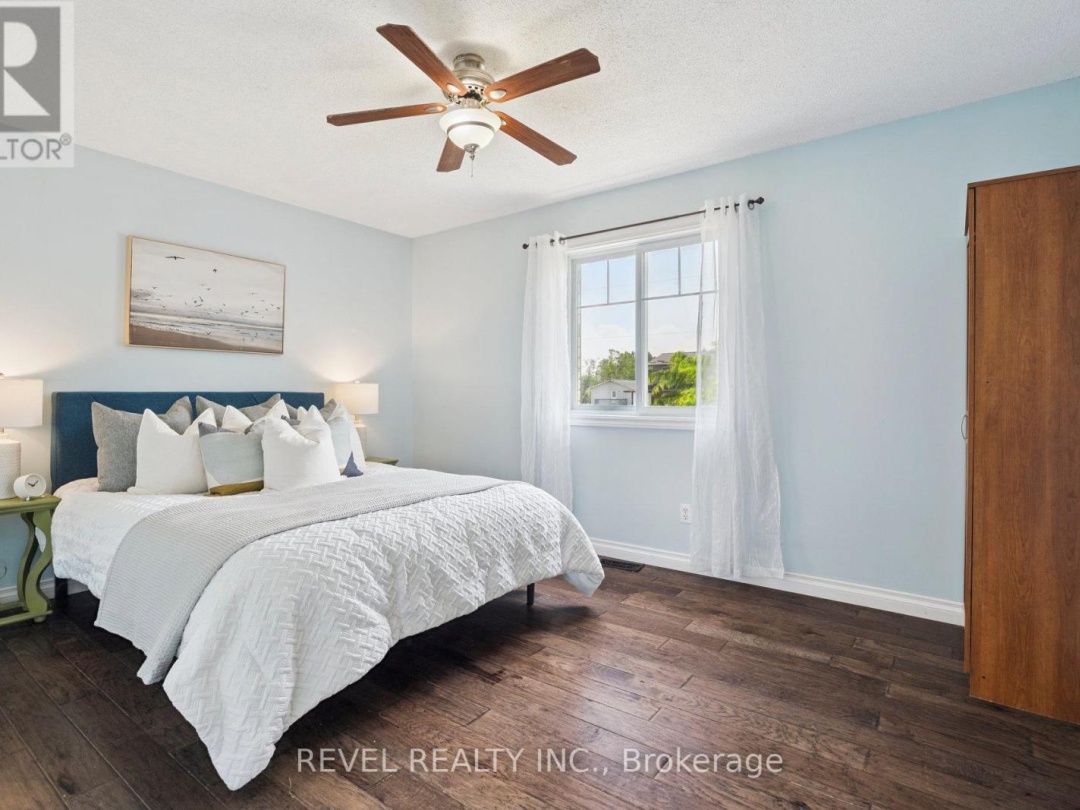 40 GREENWOOD CRESCENT, 