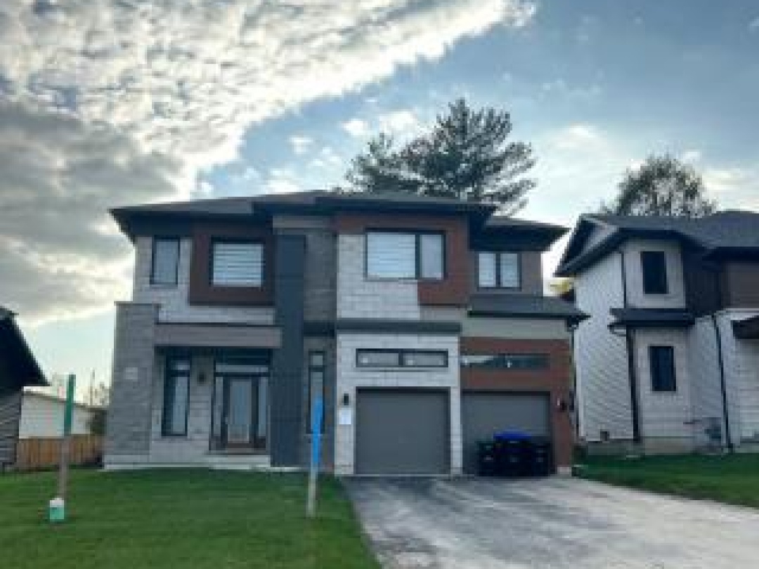 3193 Searidge Street N, Severn (Port Severn)