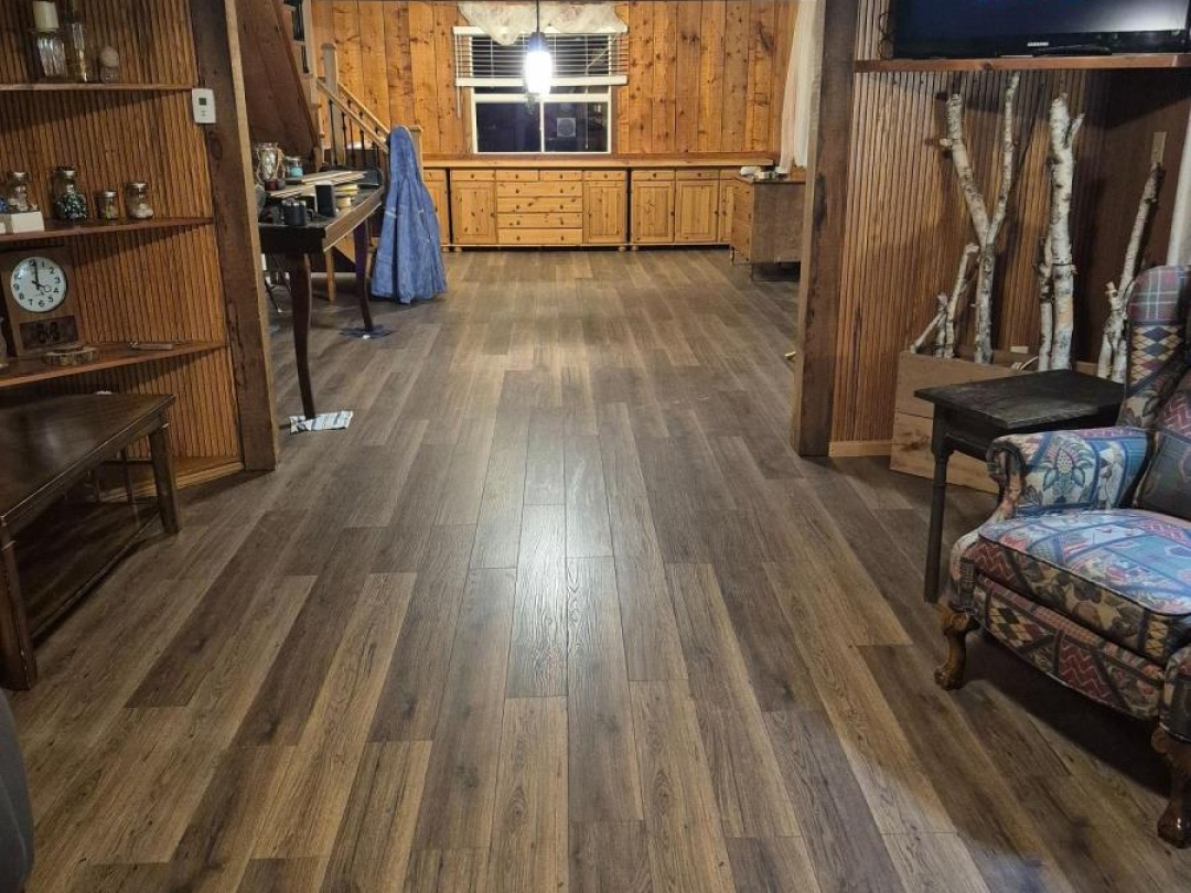 1130 TOWERING OAKS TRAIL W, 