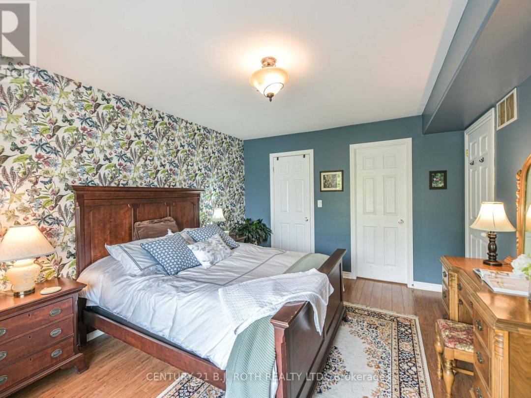 204 - 43 CREIGHTON STREET, Lake Simcoe