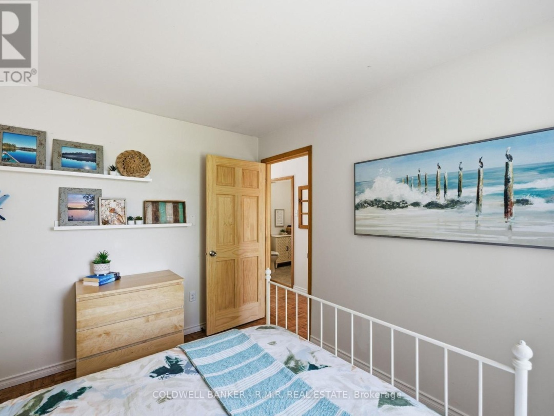 63 LITTLE SILVER LAKE WAY, Little Silver Lake